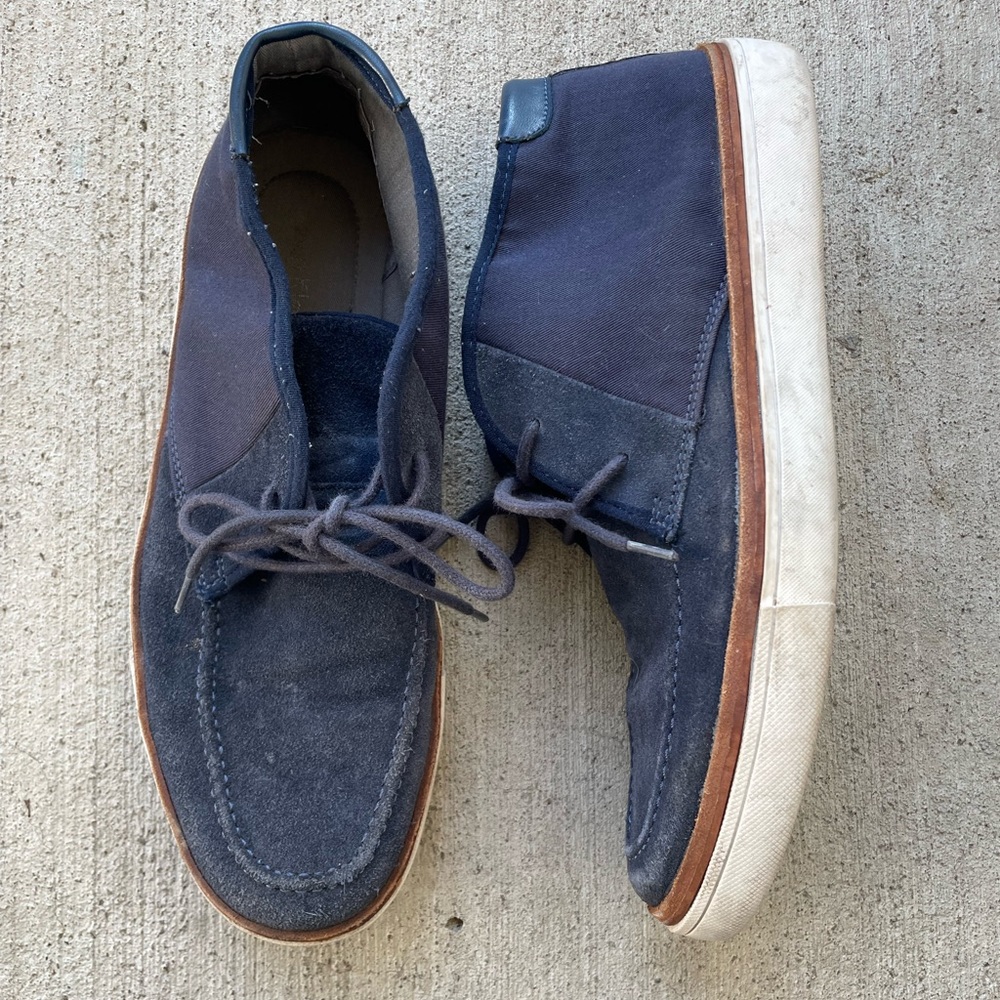 Calvin Klein Jake Blue Suede Lace up loafers Size 9